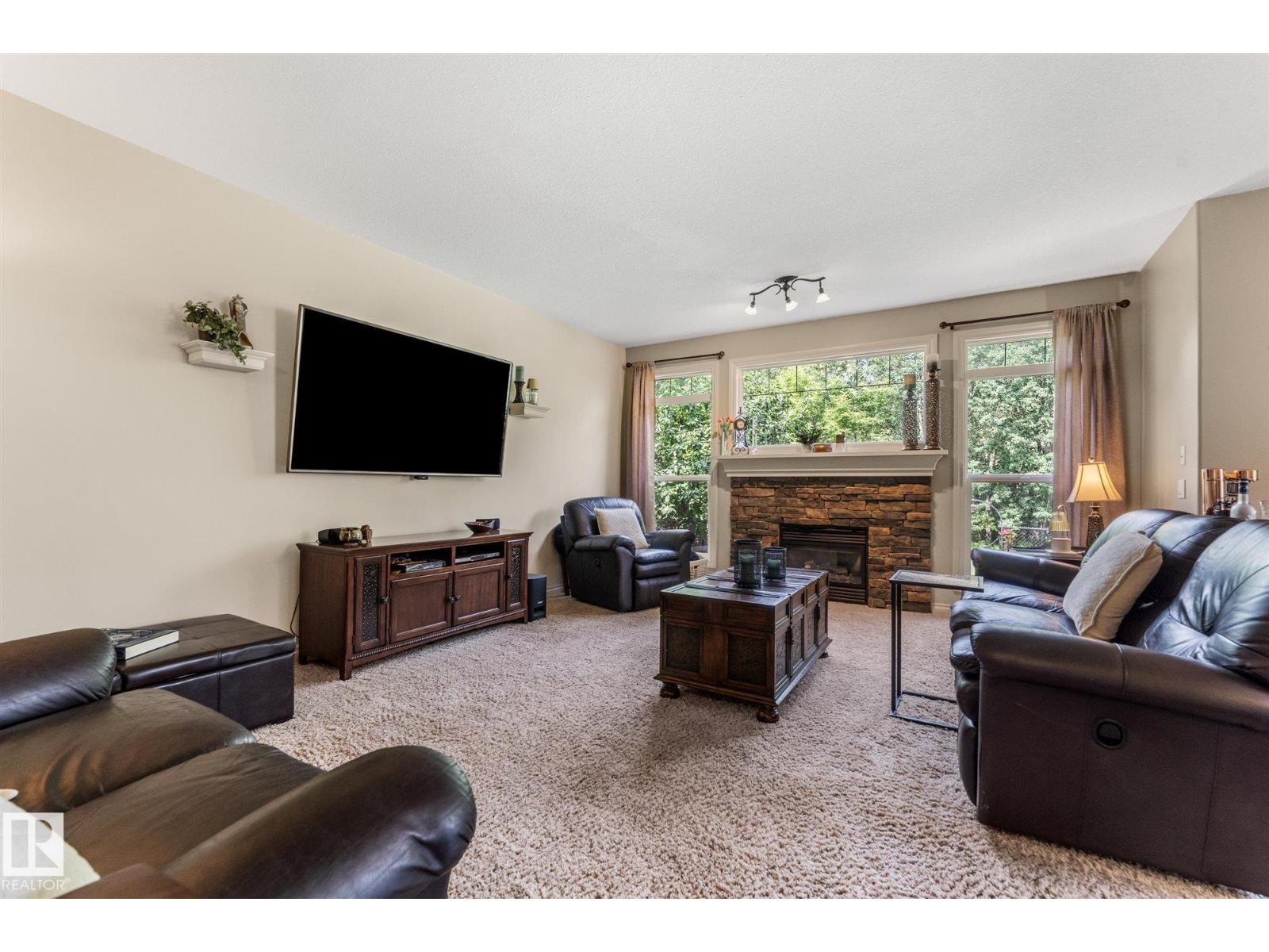 8 DANFIELD PL - Image 4