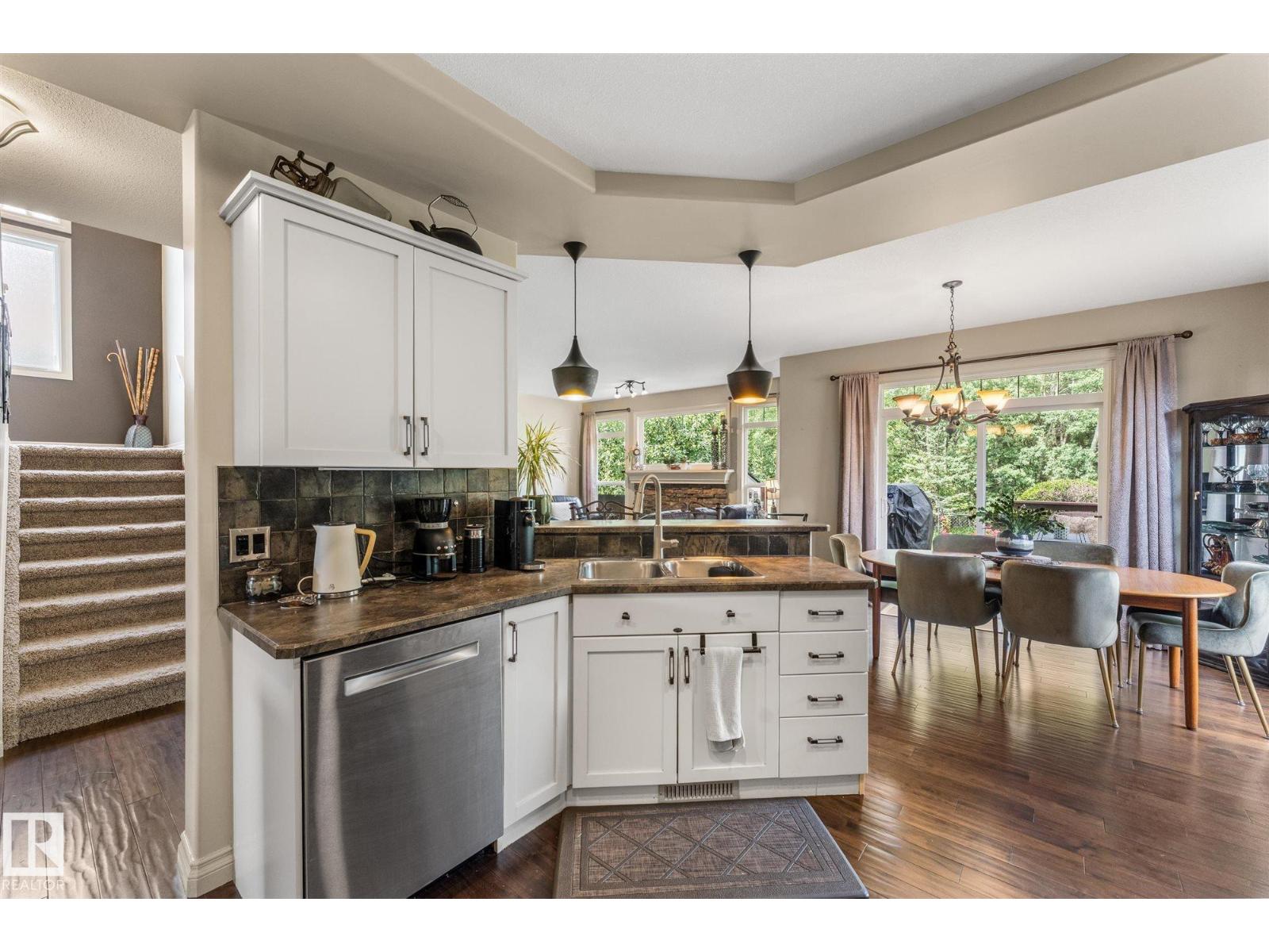 8 DANFIELD PL - Image 9