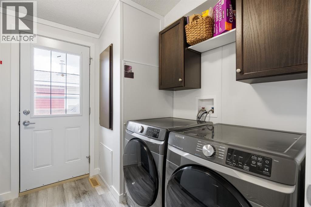 224 Clausen Crescent - 21