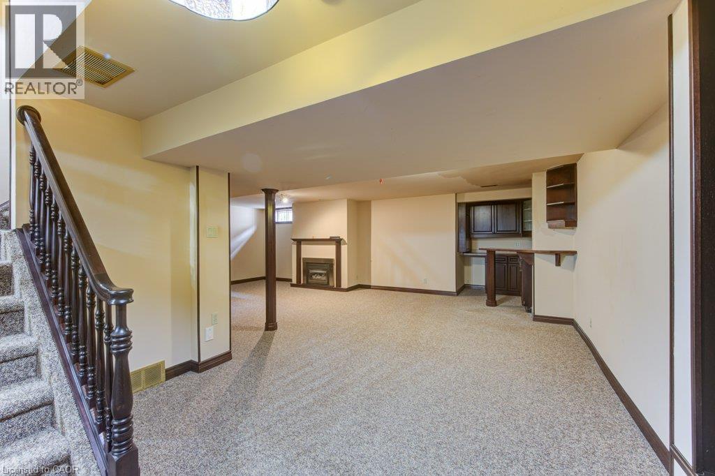 27 WALMER Gardens - 34