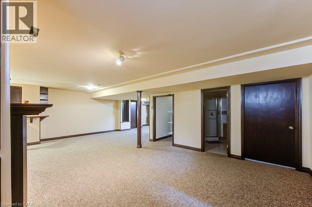 27 WALMER Gardens - 37