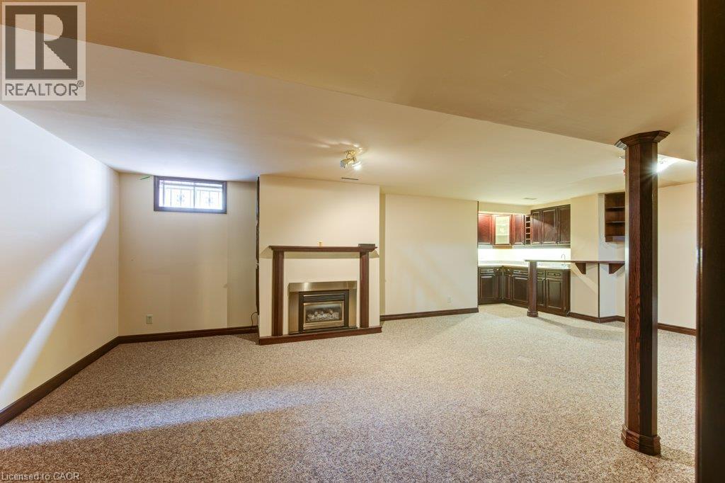 27 WALMER Gardens - 38