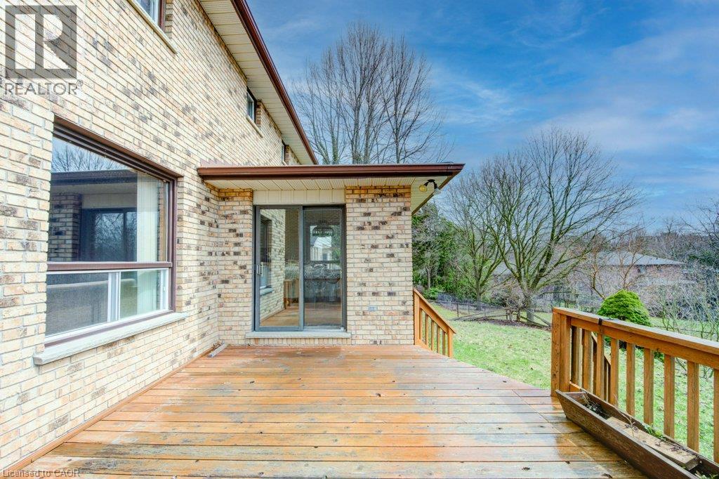 27 WALMER Gardens - 41