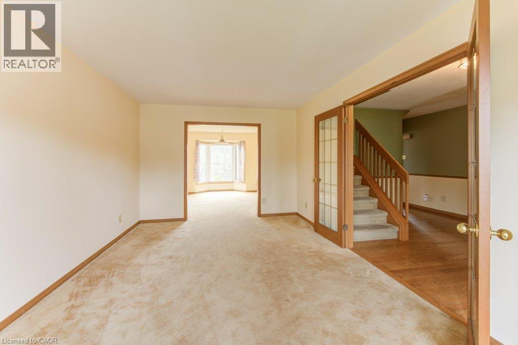 27 WALMER Gardens - 5