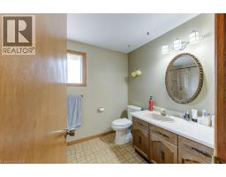 27 Walmer Gardens, London, ON N6G4H4 Photo 20