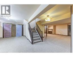 27 Walmer Gardens, London, ON N6G4H4 Photo 32