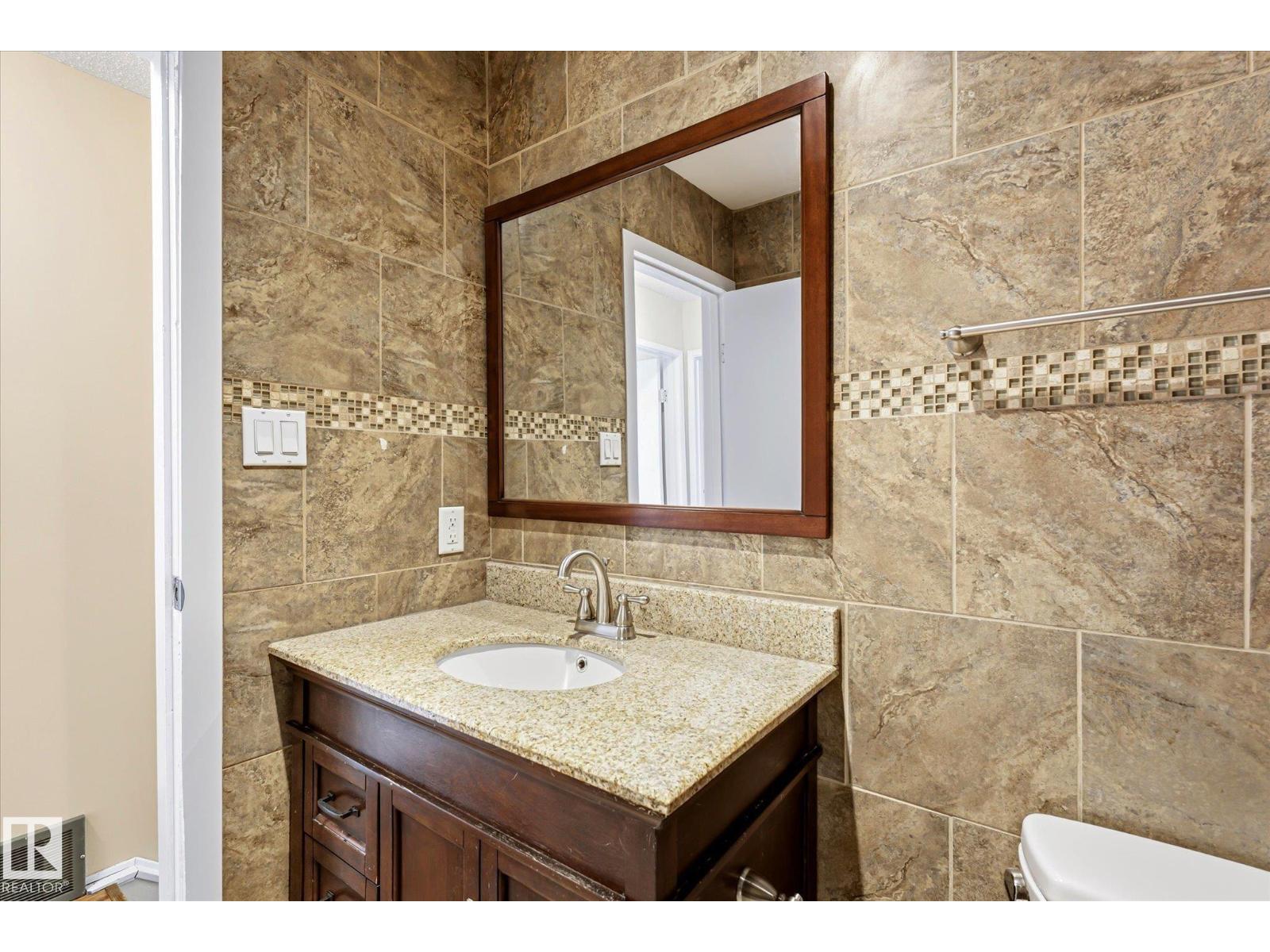 14243 83 ST NW - 21