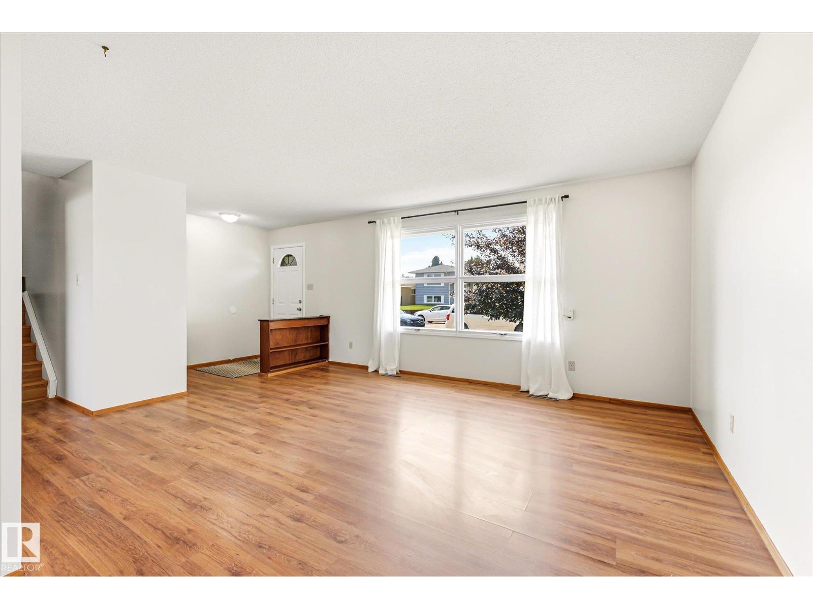 14243 83 ST NW - Image 6