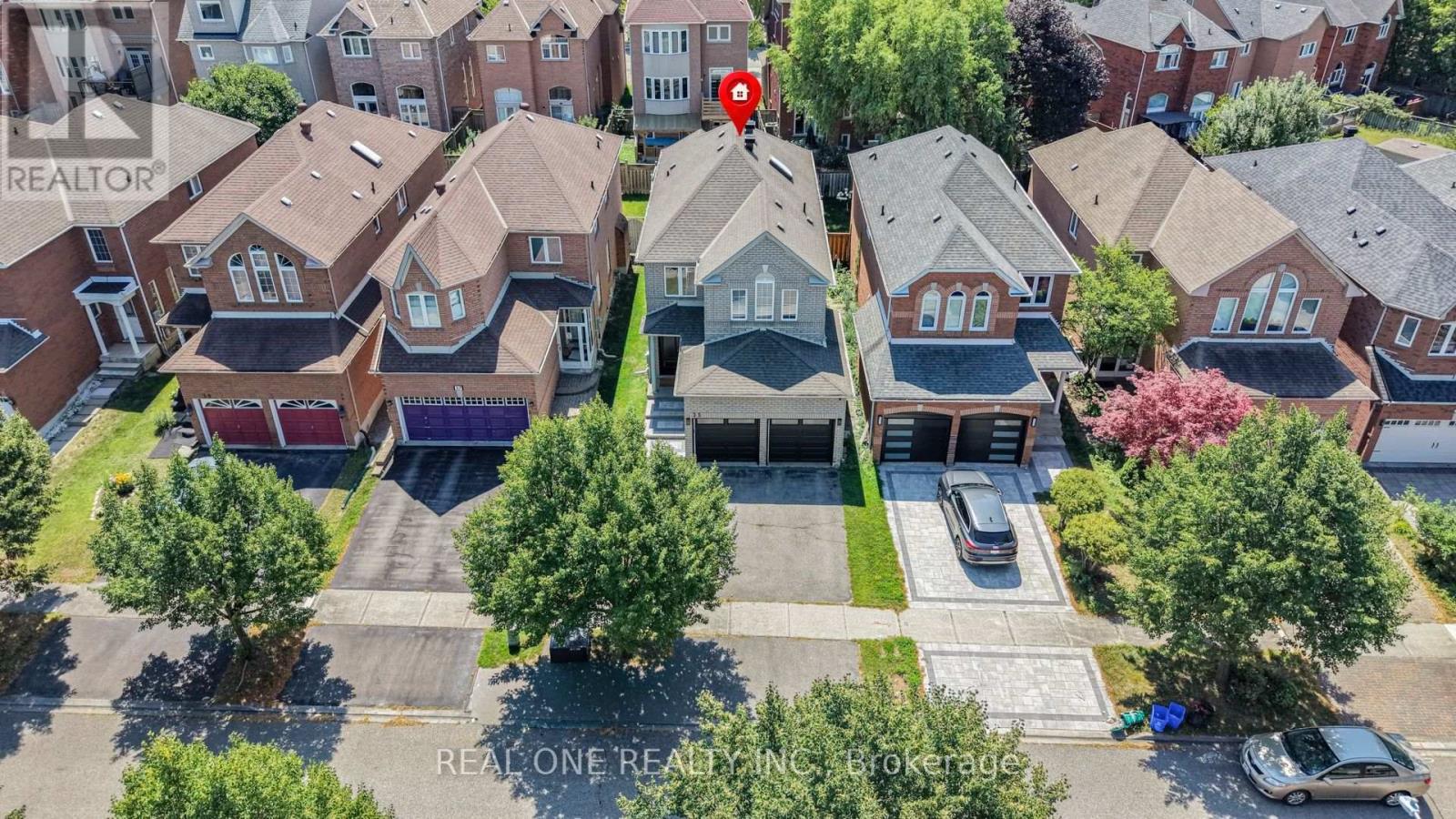 35 FORMOSA DRIVE - 2