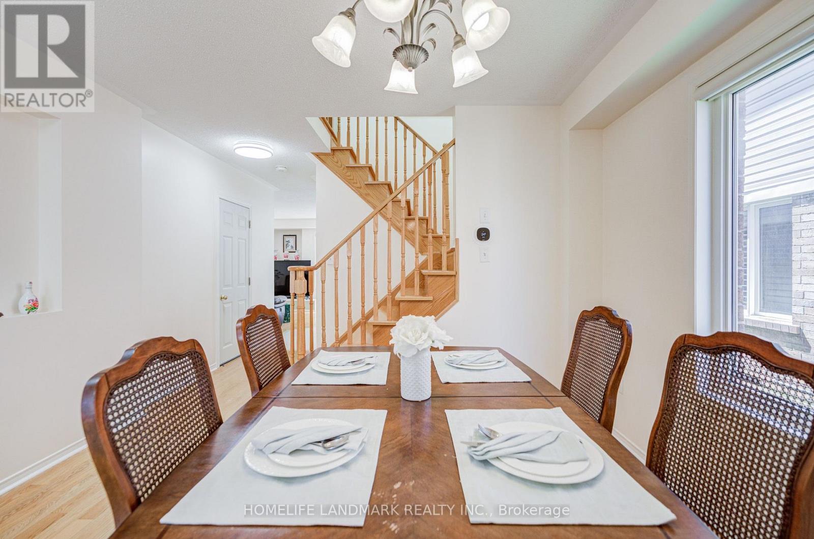 20 RICHARD COULSON CRESCENT - 13