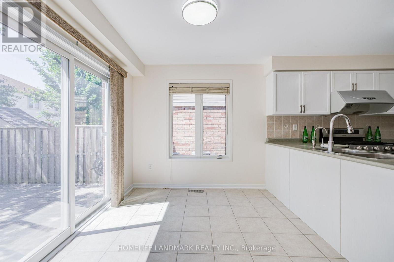 20 RICHARD COULSON CRESCENT - 26