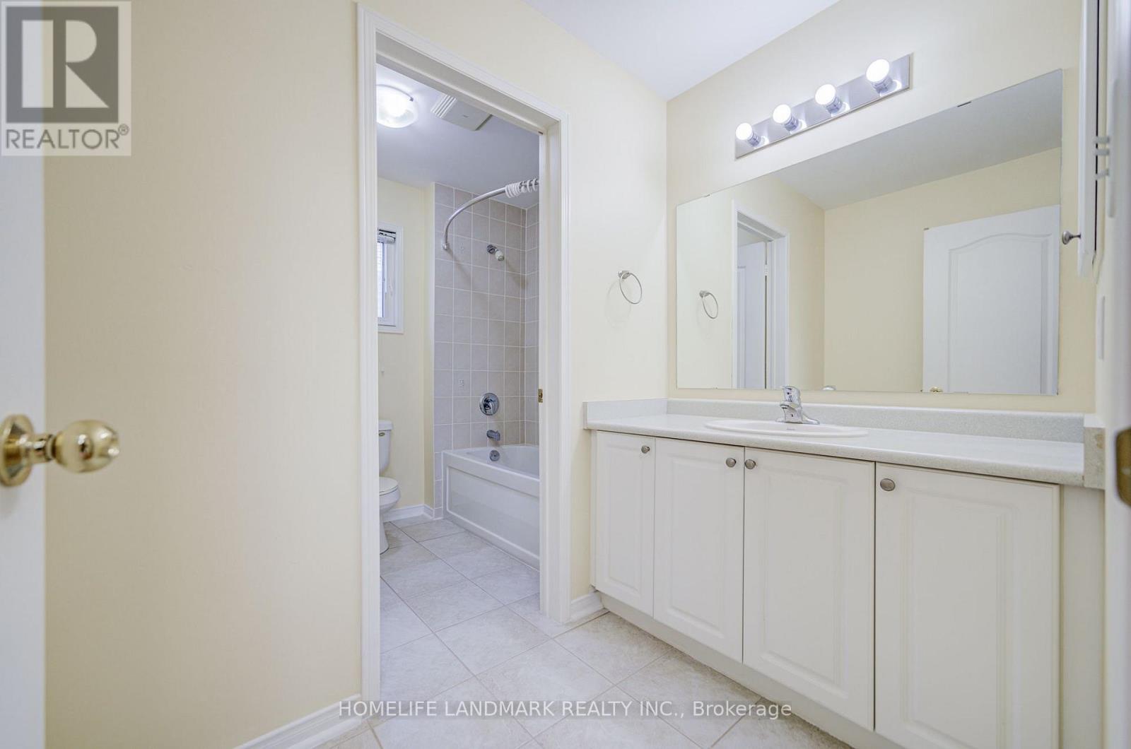 20 RICHARD COULSON CRESCENT - 38
