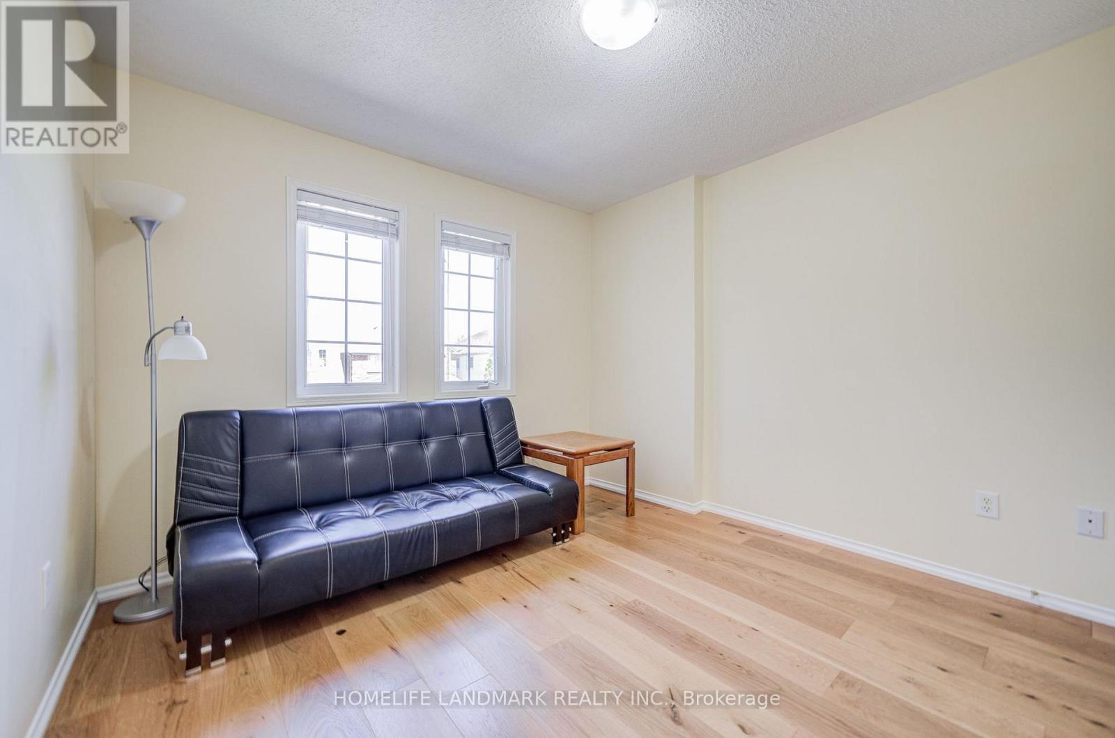 20 RICHARD COULSON CRESCENT - 40