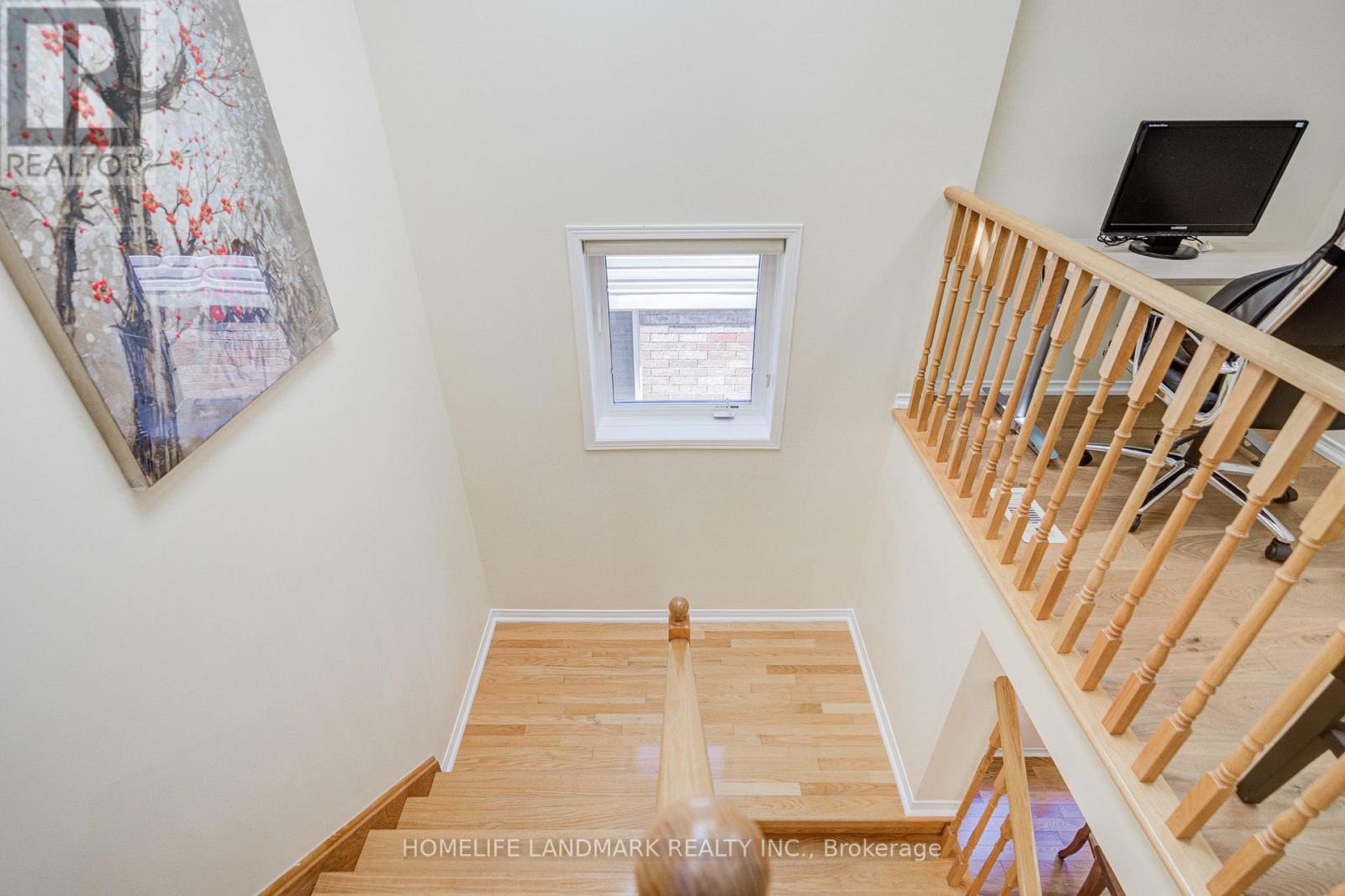 20 RICHARD COULSON CRESCENT - 47