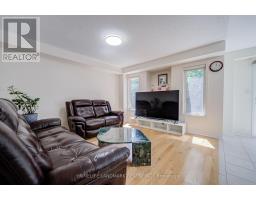 20 Richard Coulson Crescent, Whitchurch Stouffville, ON L4A0G7 Photo 15