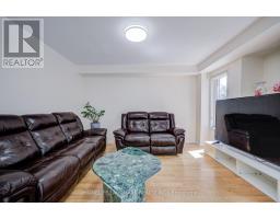 20 Richard Coulson Crescent, Whitchurch Stouffville, ON L4A0G7 Photo 16