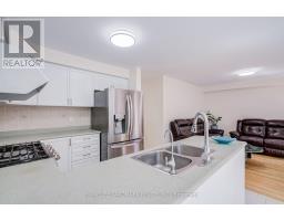 20 Richard Coulson Crescent, Whitchurch Stouffville, ON L4A0G7 Photo 21