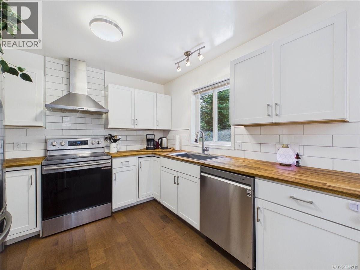 5353 Mt. Matheson Rd - 10