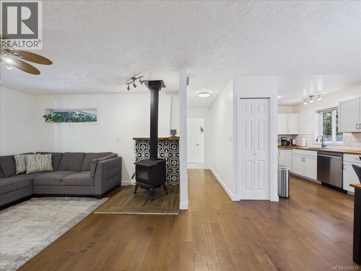 5353 Mt. Matheson Rd - 16