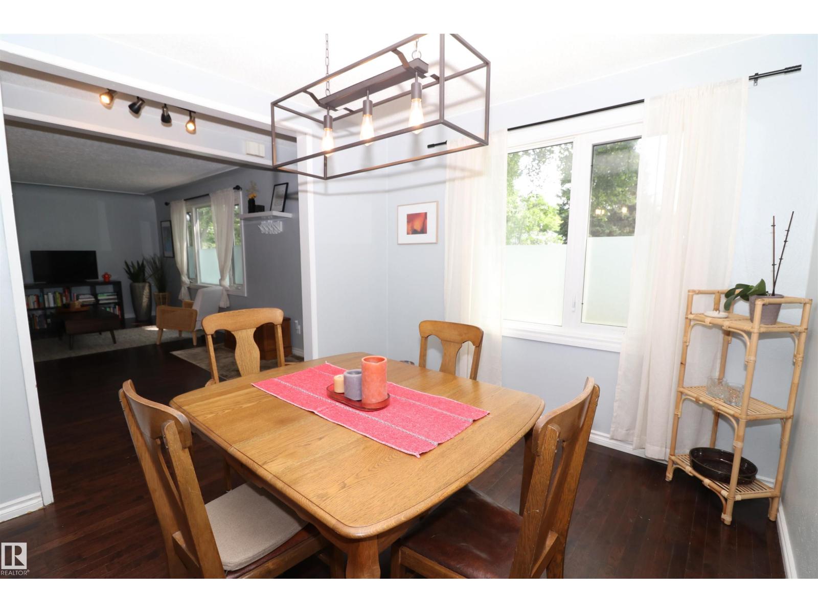 8620 79 ST NW - Image 12