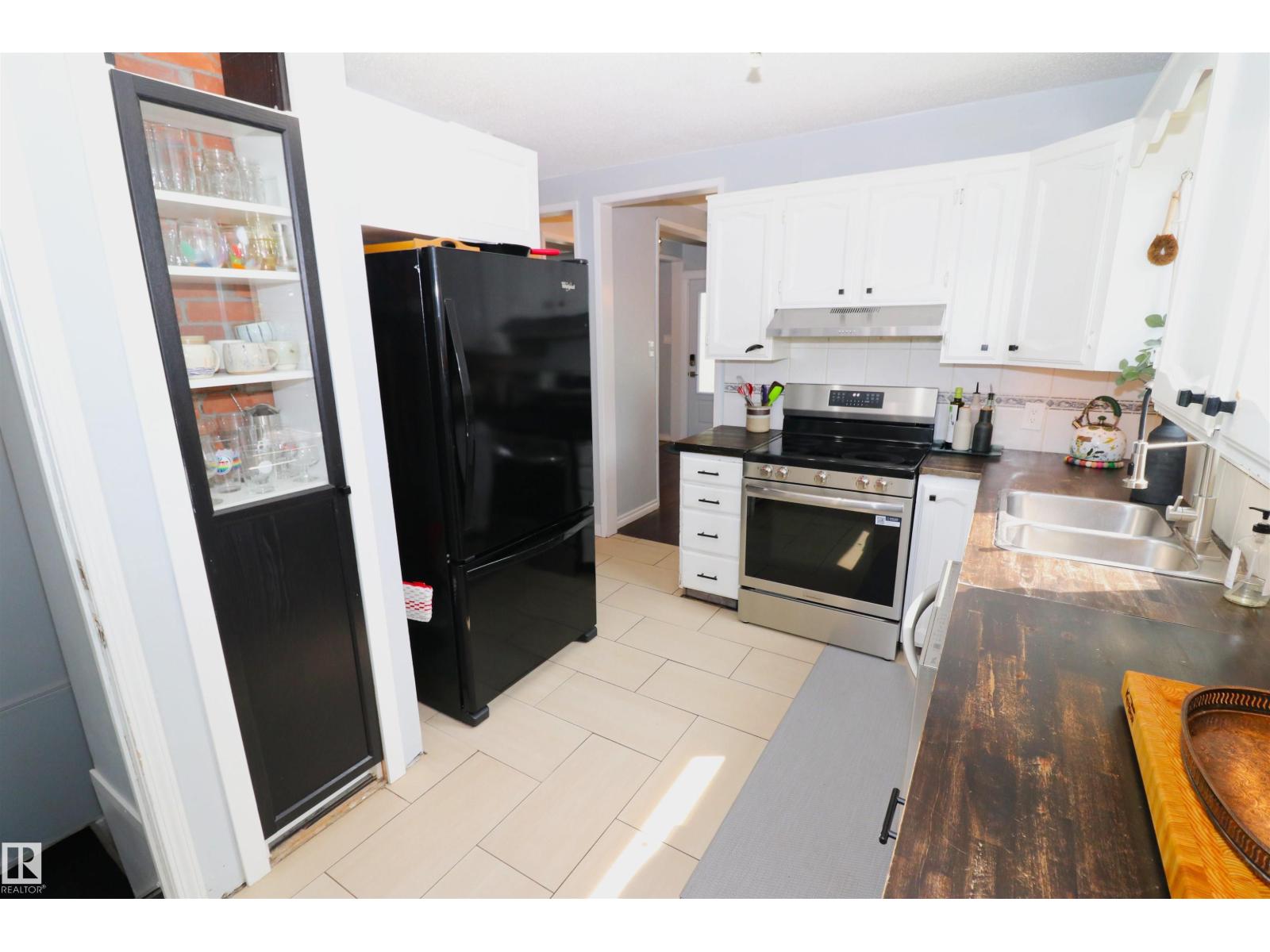 8620 79 ST NW - Image 17