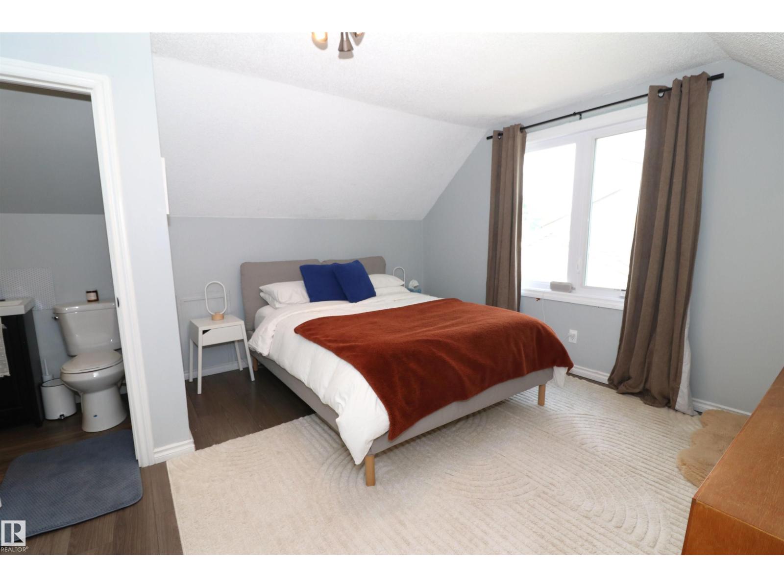 8620 79 ST NW - Image 27
