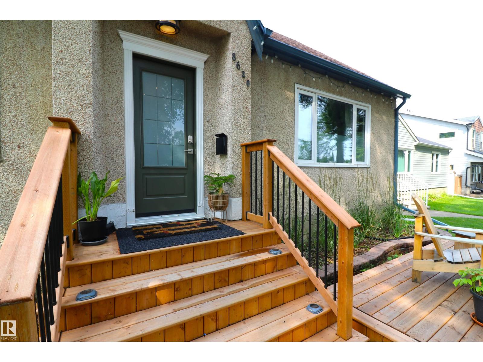 8620 79 ST NW, Idylwylde, Edmonton photo 4