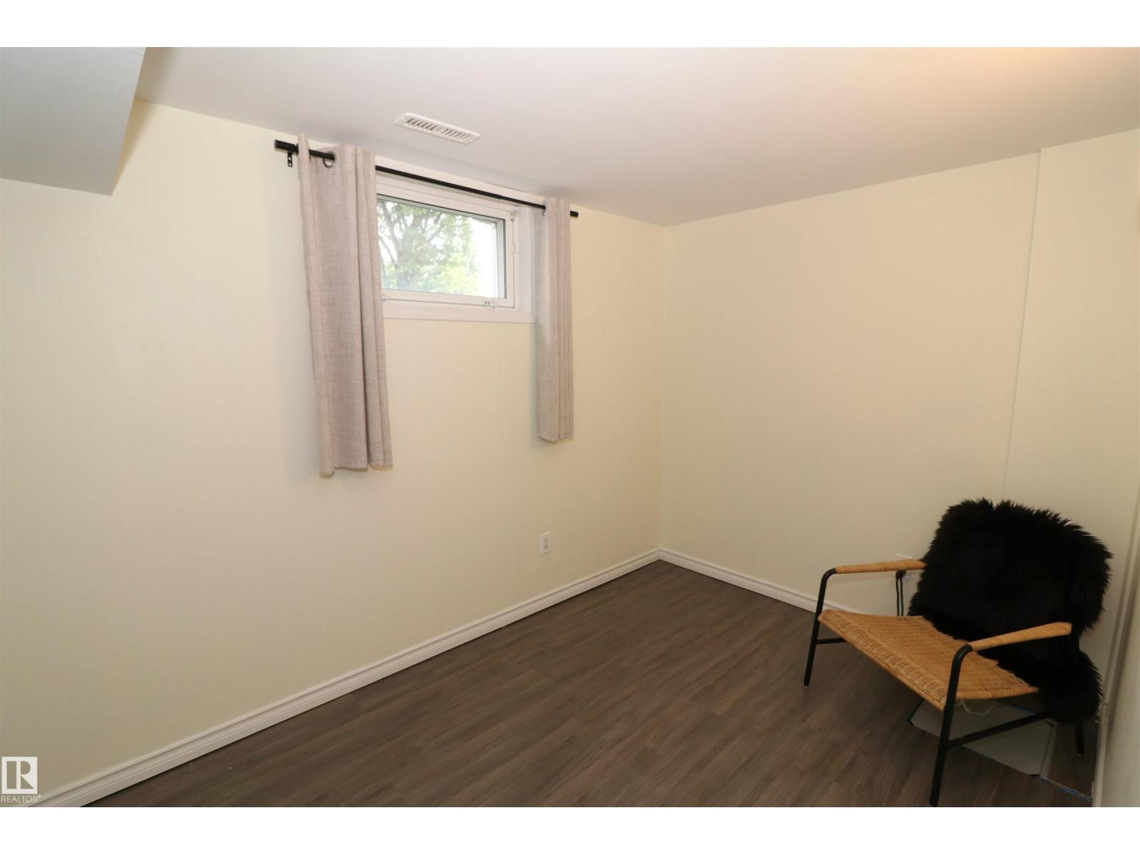 8620 79 ST NW - Image 47