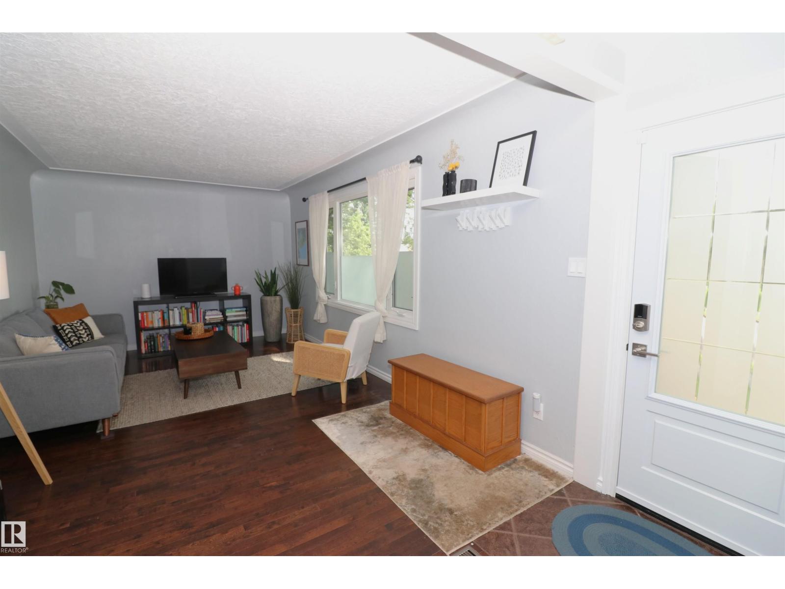 8620 79 ST NW, Idylwylde, Edmonton photo 5