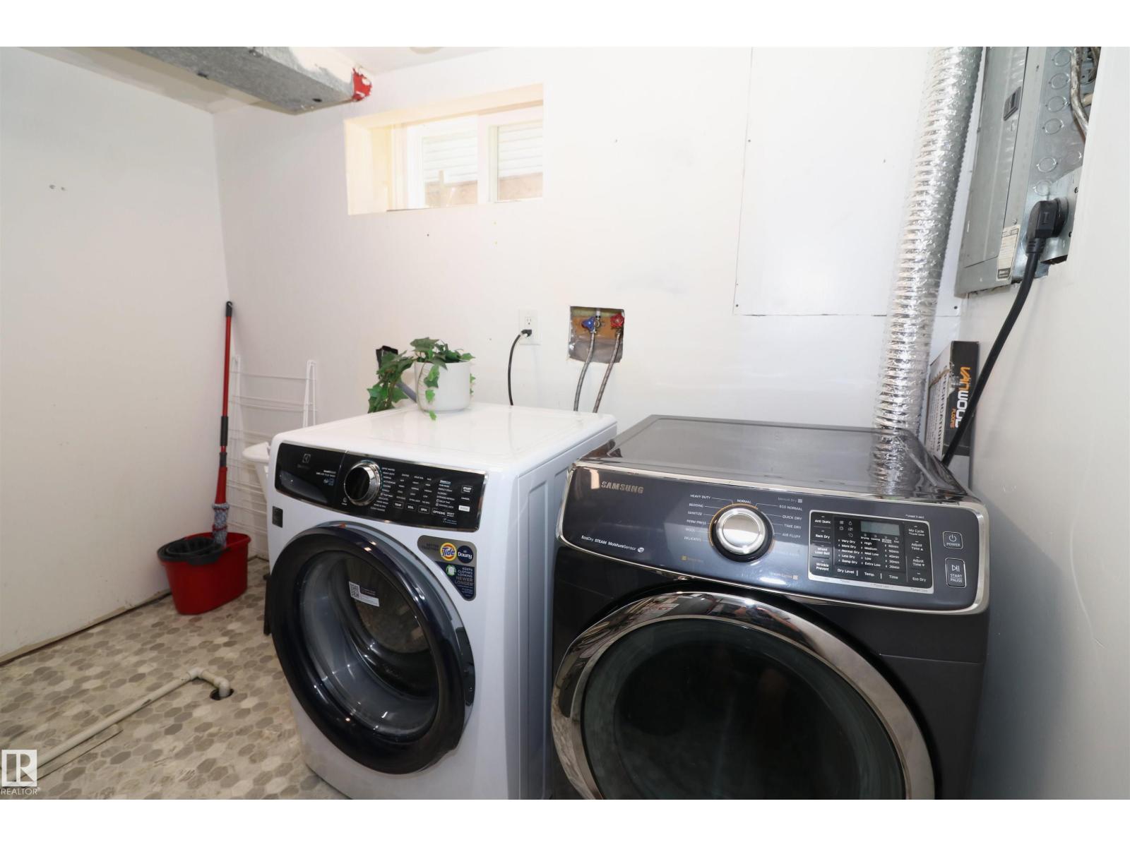 8620 79 ST NW - Image 52