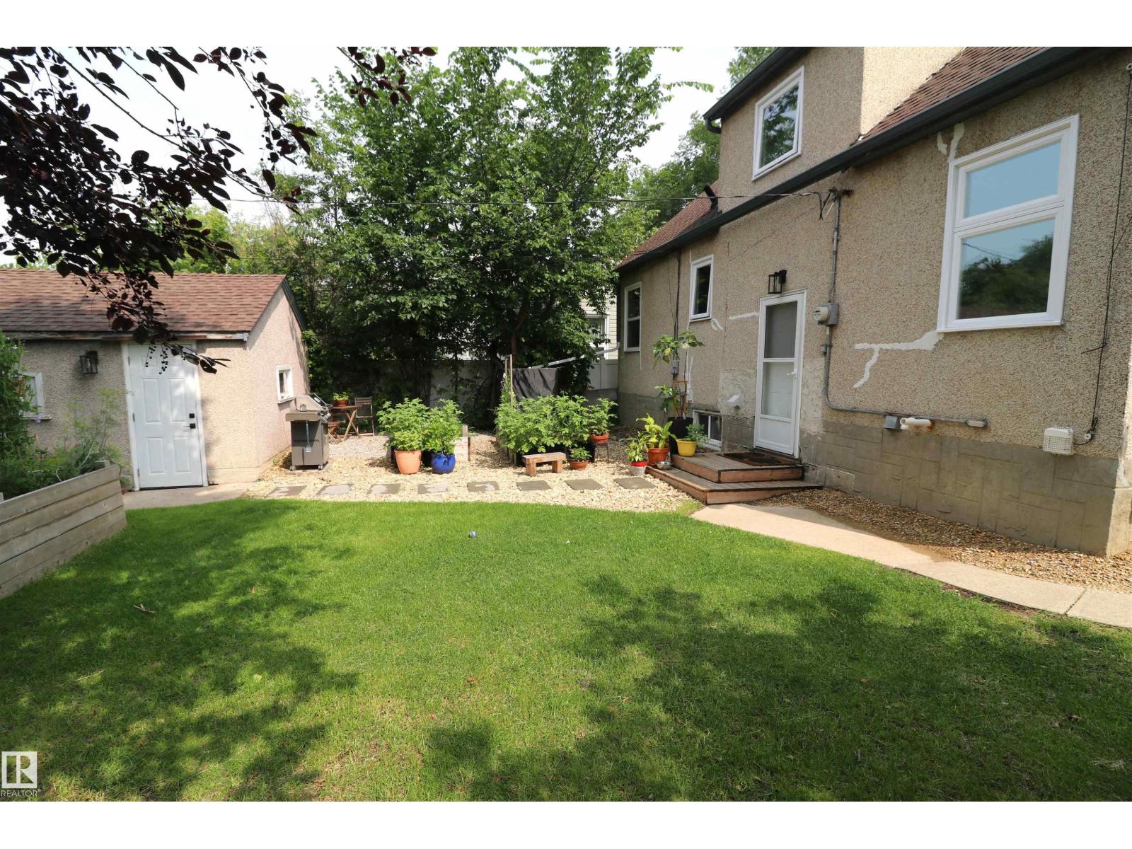 8620 79 ST NW - Image 54