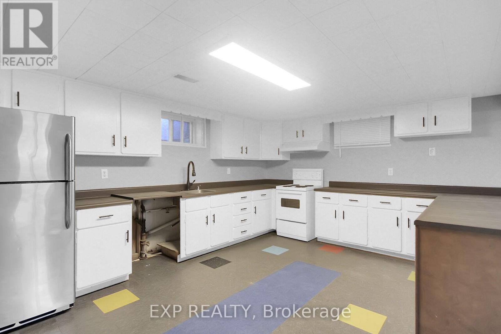 2247 MIRAMICHI STREET - Image 26