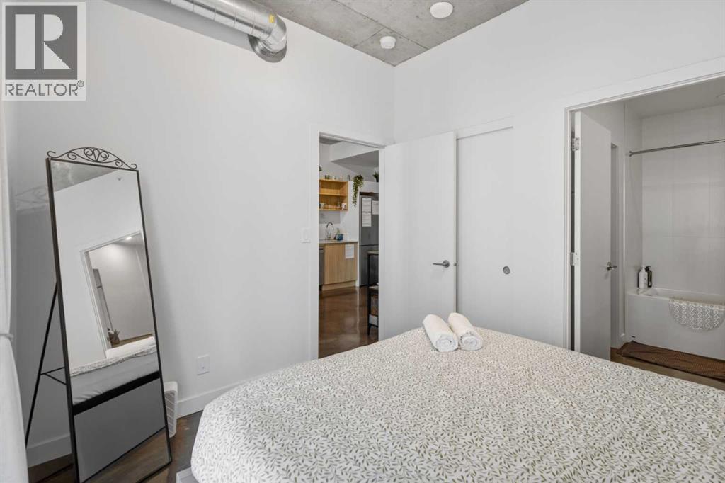 #708 1319 14 Avenue - 19