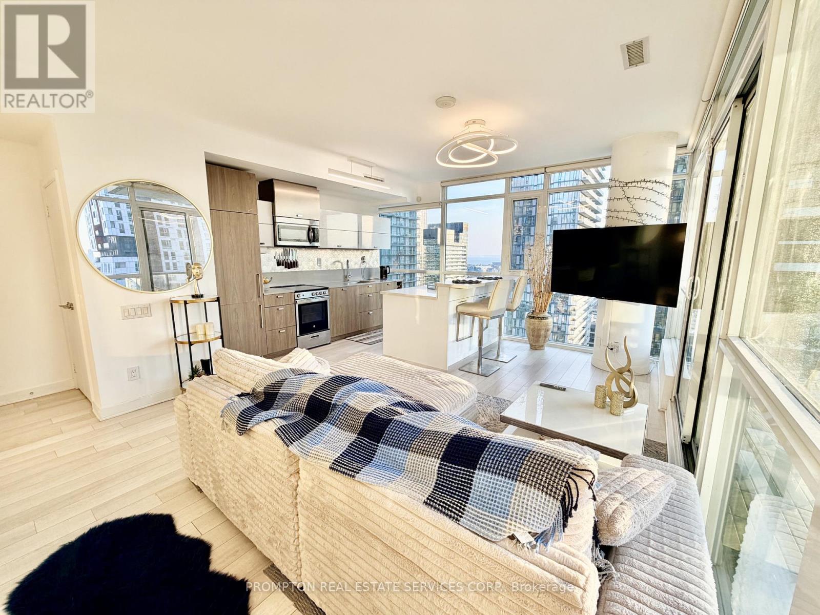#3004 290 ADELAIDE STREET W - 4