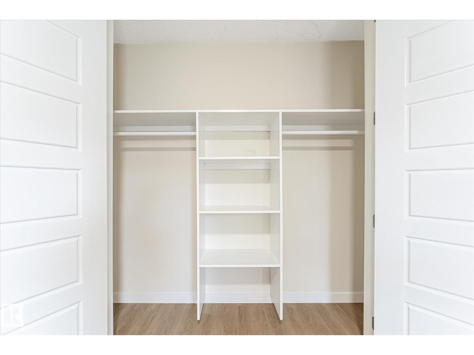 18439 66 AV NW - Image 21