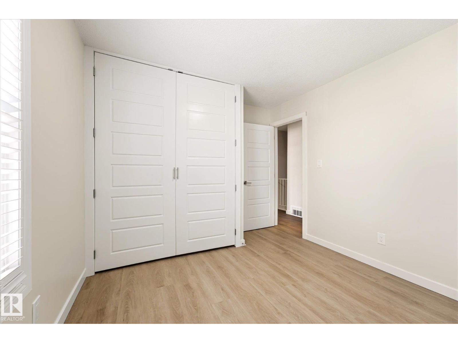 18439 66 AV NW - Image 26