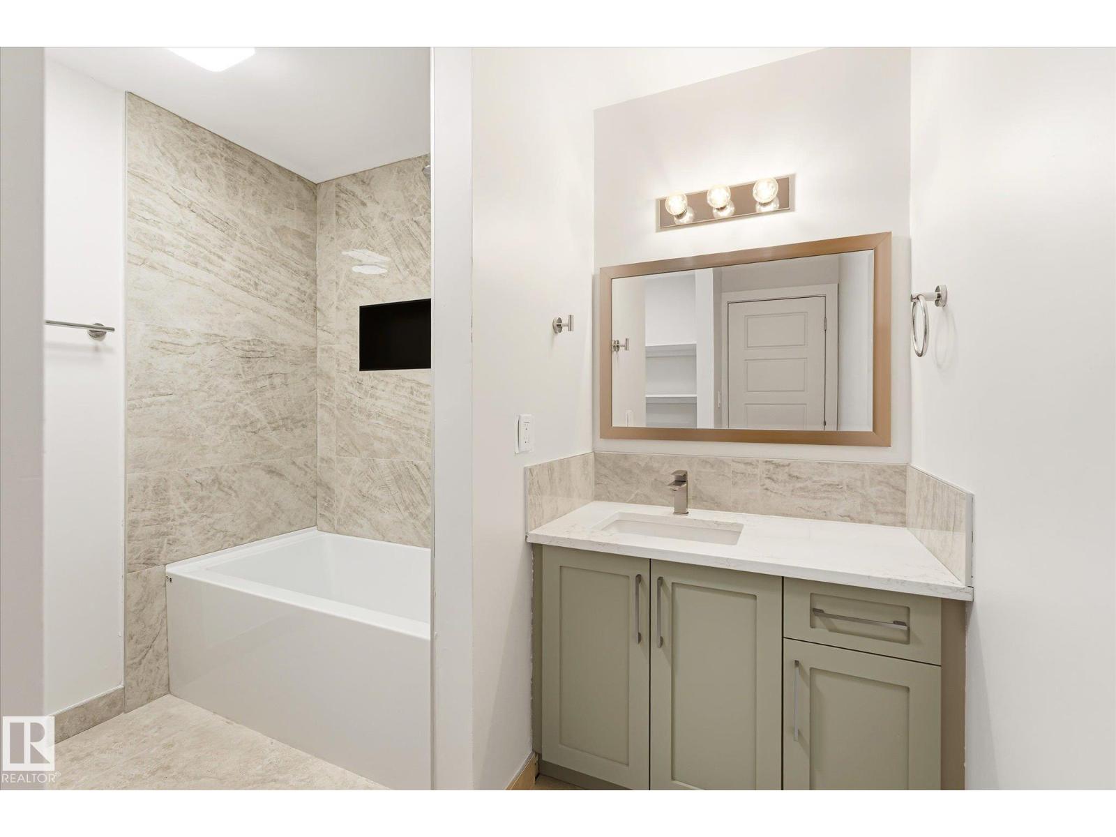 18439 66 AV NW - Image 27