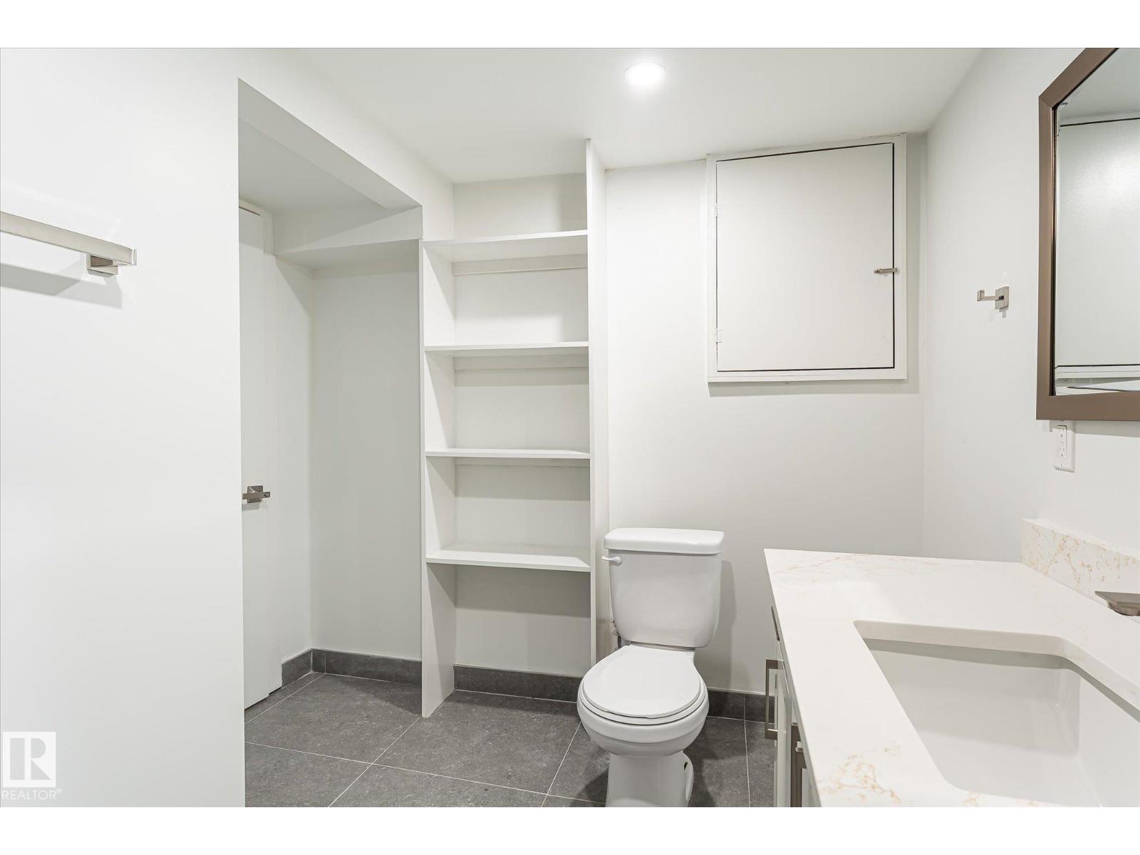 18439 66 AV NW - 40