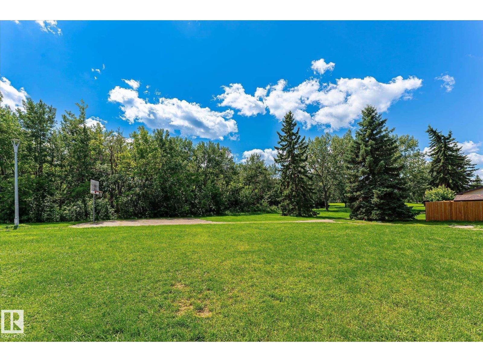 18439 66 AV NW - Image 45