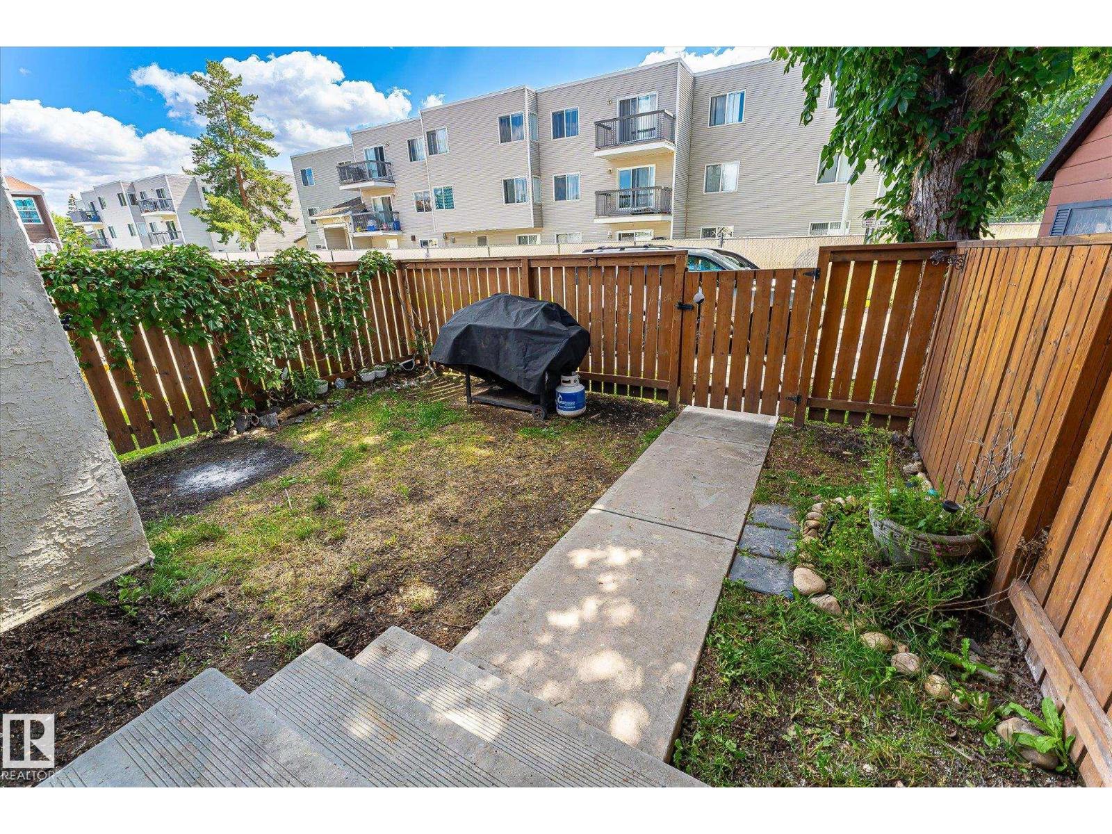 18439 66 AV NW - Image 51