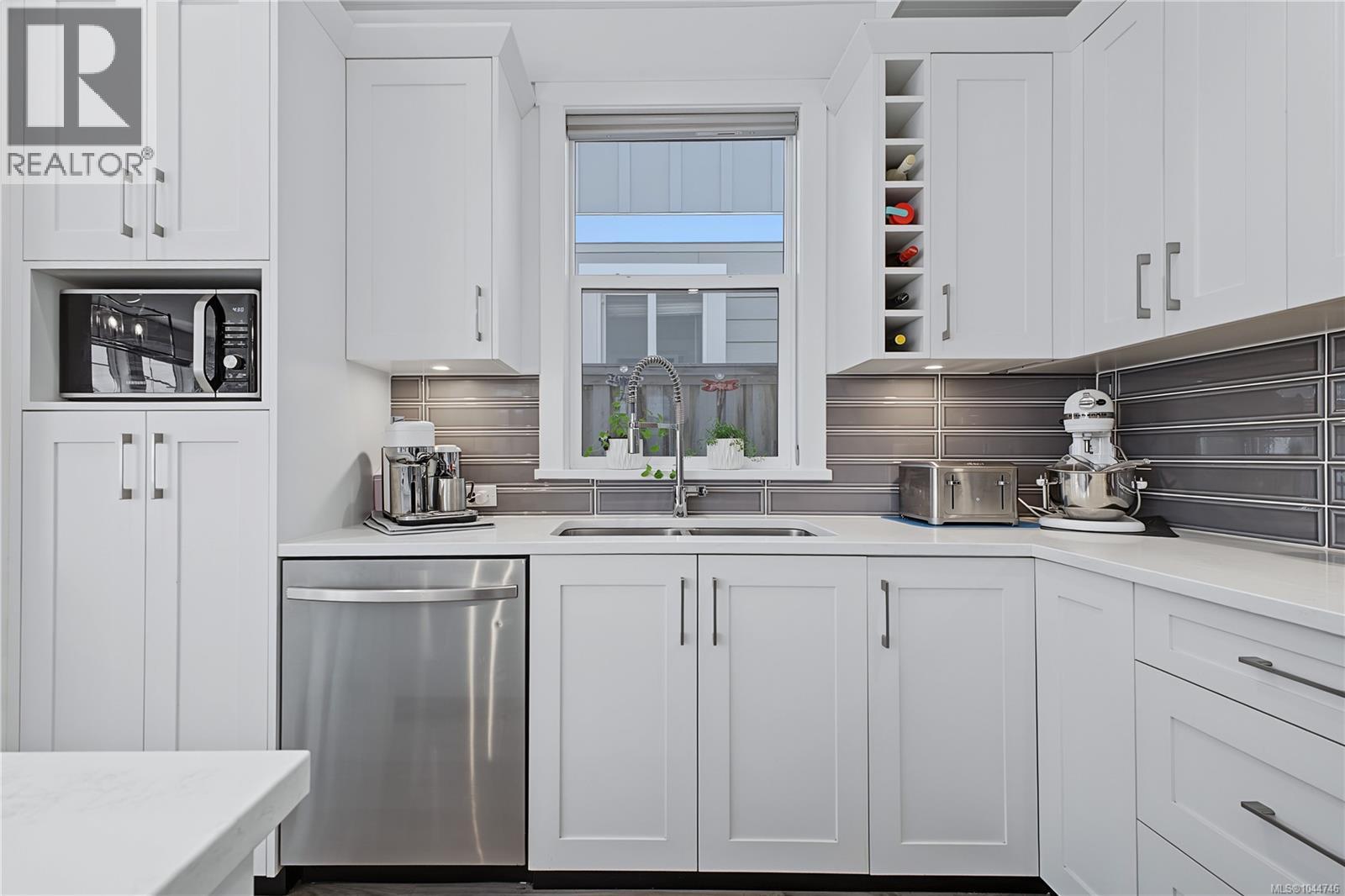309 Seafield Rd - 10