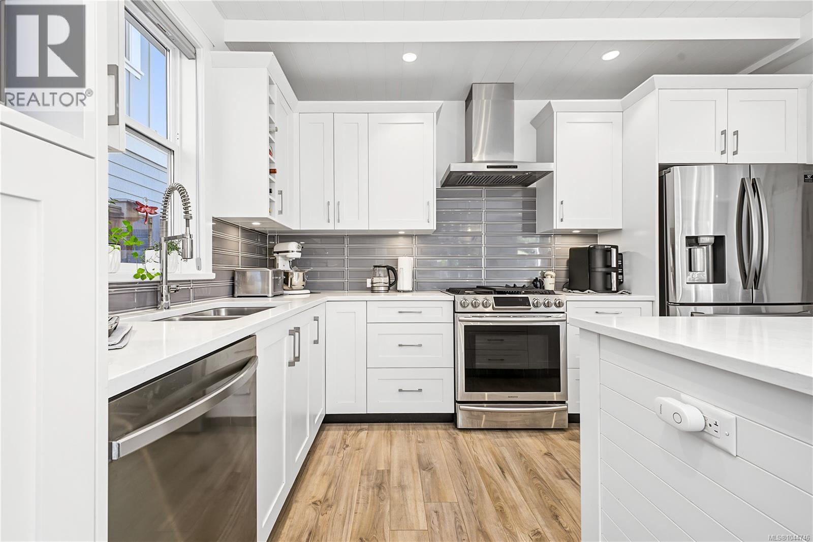 309 Seafield Rd - 6