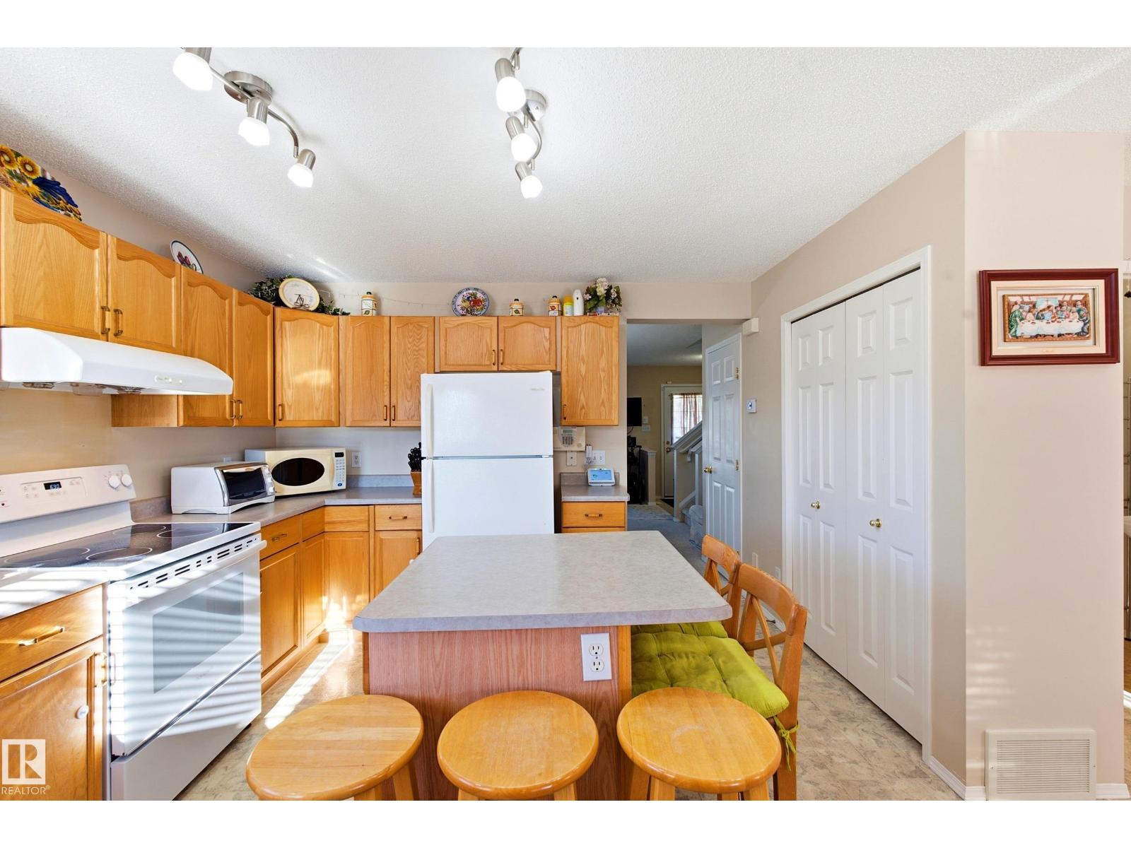 2806 31 ST NW - Image 19