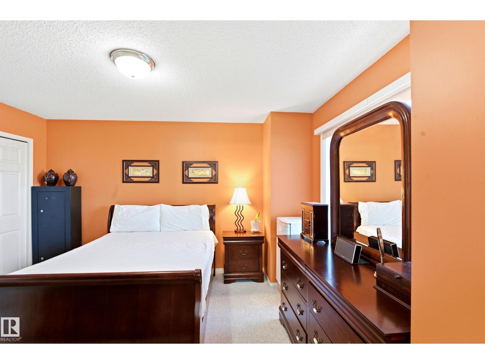2806 31 ST NW - 24