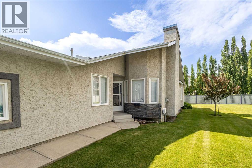 277 Arbour Cliff Close NW - 2