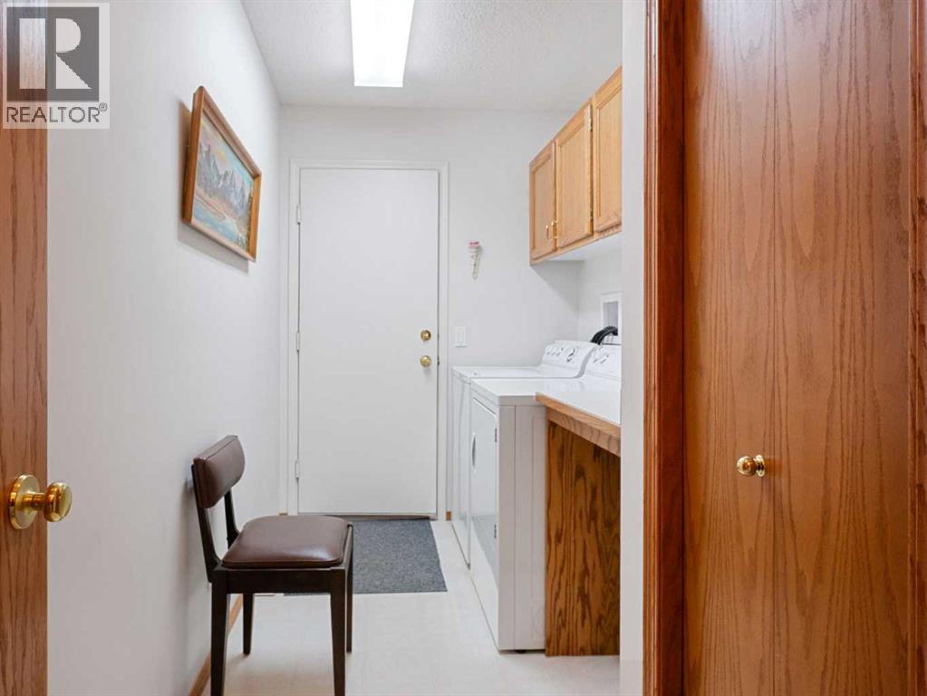 277 Arbour Cliff Close NW - 25