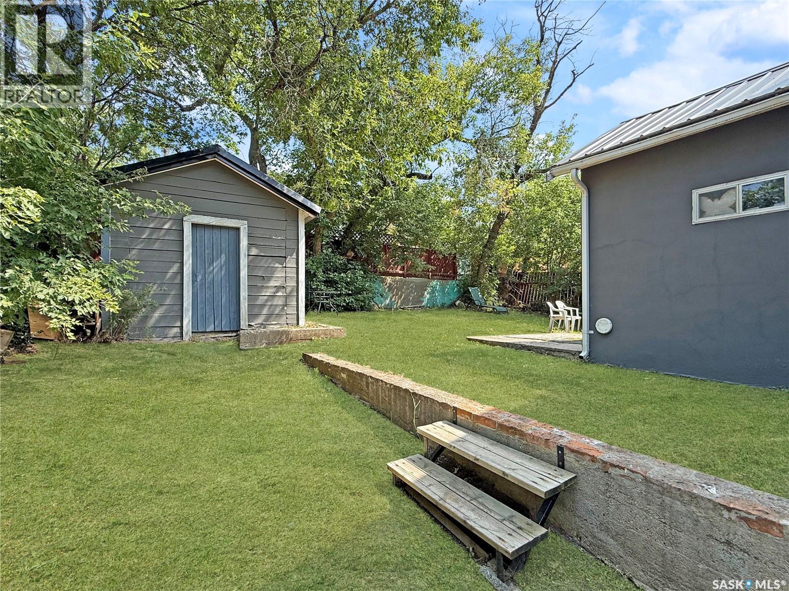 161 5th AVENUE NE - 25