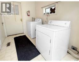 161 5th Avenue Ne, Swift Current, SK S9H2L1 Photo 24