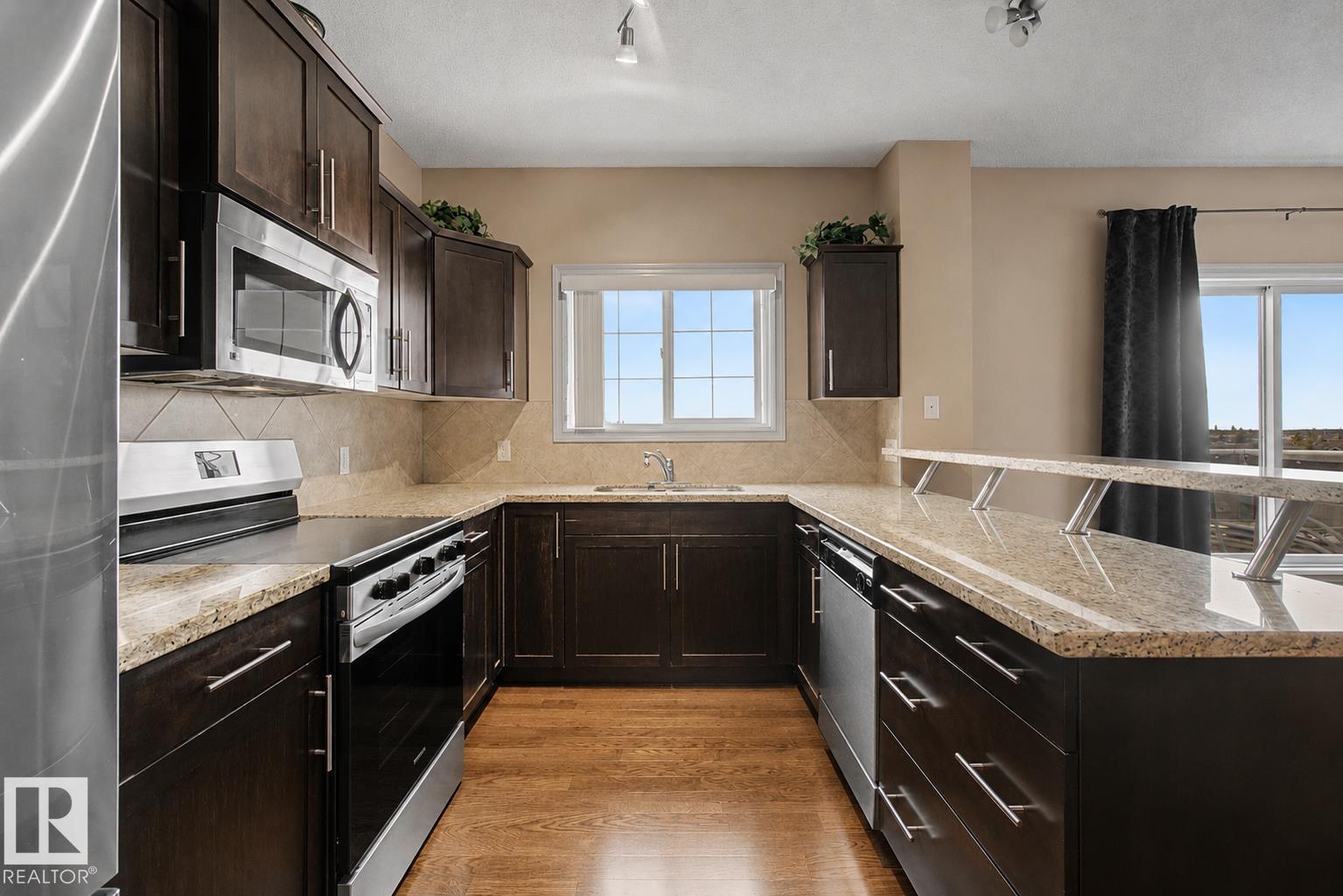 #415 263 MACEWAN RD SW - 3