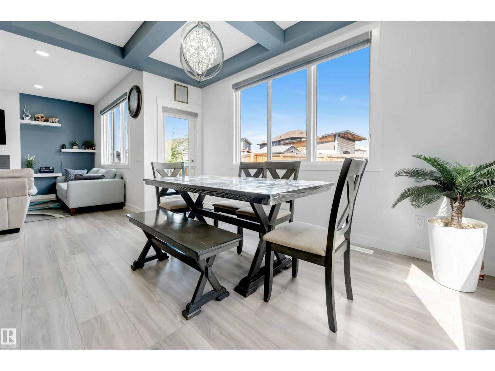 2912 12 AV NW - Image 13